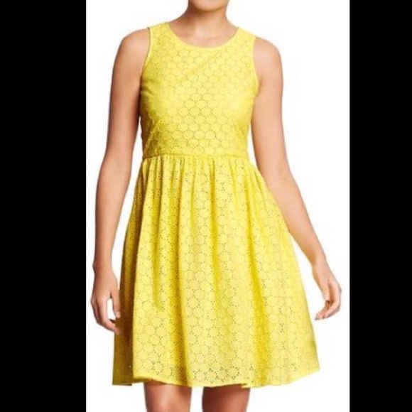 Old Navy Dresses & Skirts - 💛 OLD NAVY Bright Yellow Dress Lace Detail 💛